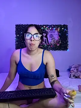 Sweet Dirty Baby online show from 10.24.25
