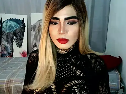 Snapshot of terra_HORSECOCK chatting on 09.17.25 terra HORSECOCK online show from 09.17.25