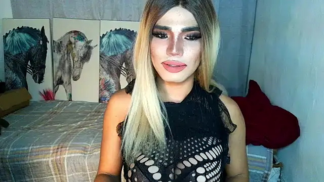 Snapshot of terra_HORSECOCK chatting on 09.19.25 terra HORSECOCK online show from 09.19.25