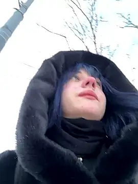 Only April online show from 01.11.26