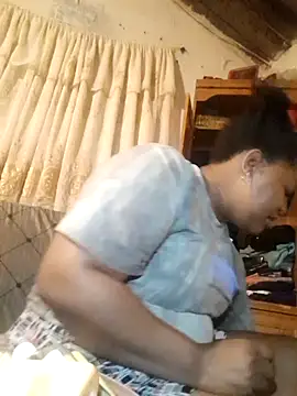 BigAssjuicy26 online show from 11.19.25