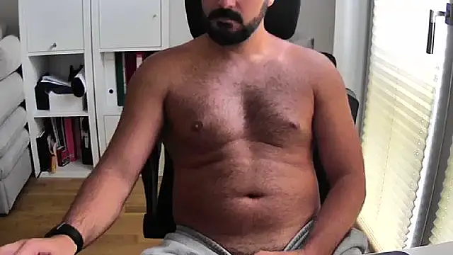 Snapshot of Velvetvoyager69 chatting on 09.14.25 Velvetvoyager69 online show from 09.14.25