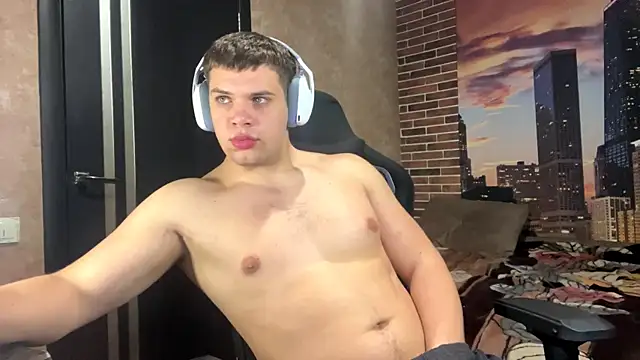 MusclePhantom online show from 04.07.26