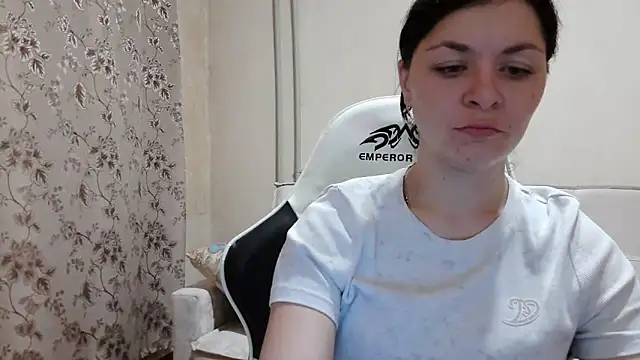 Amanda Soft online show from 10.20.25