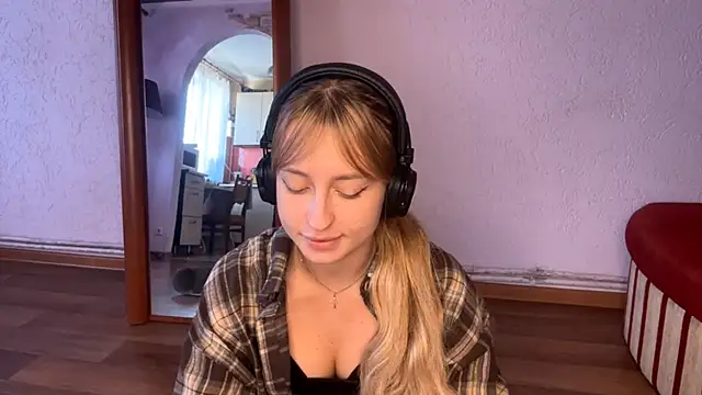 Jetta Corsacami online show from 09.12.25