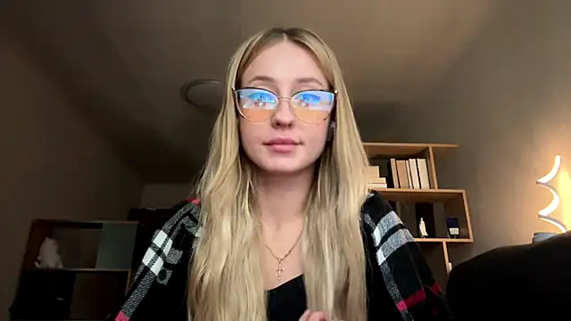 Jetta Corsacami online show from 09.14.25