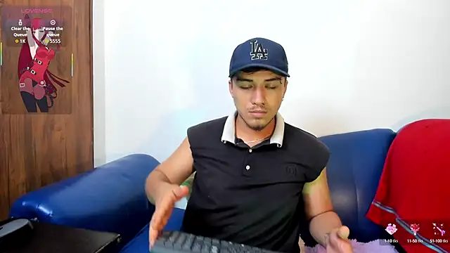 Snapshot of juanmechanic_ chatting on 09.18.25 juanmechanic online show from 09.18.25