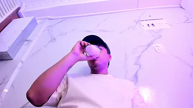 juanmechanic  online show from 12.17.25