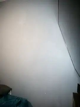 AriNights online show from 10.26.25