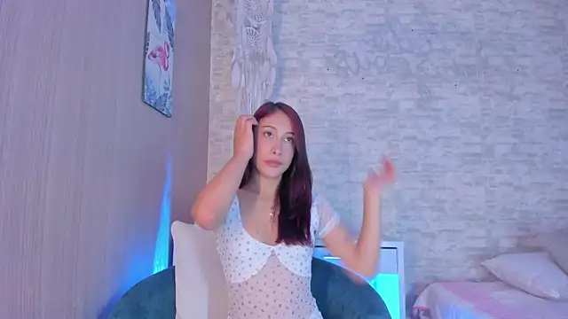 elizabethvega  online show from 10.11.25