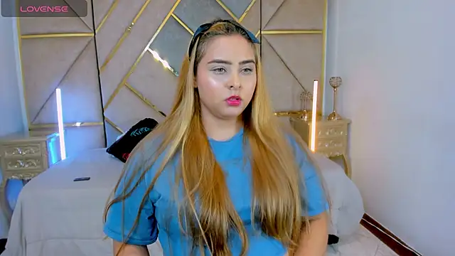 MikaelaStone online show from 04.16.26