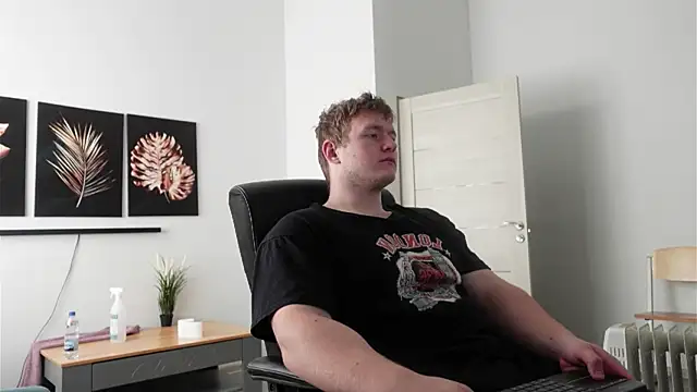 Snapshot of Richard_Dullas chatting on 09.23.25 Richard Dullas online show from 09.23.25