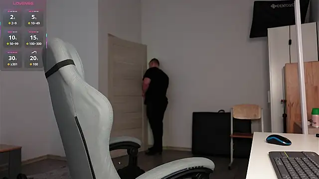 Snapshot of Richard_Dullas chatting on 10.15.25 Richard Dullas online show from 10.15.25