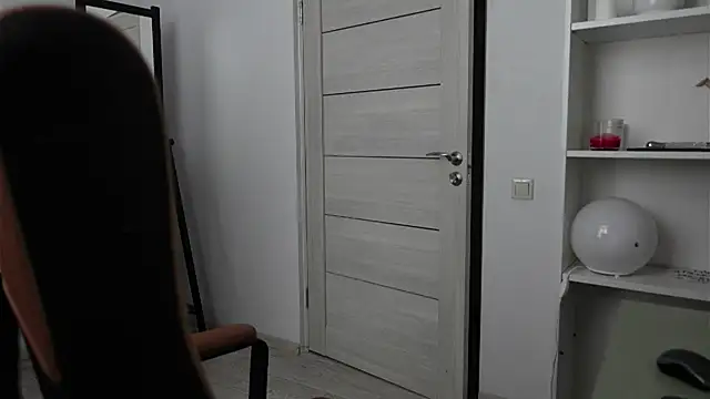 Snapshot of Richard_Dullas chatting on 10.26.25 Richard Dullas online show from 10.26.25