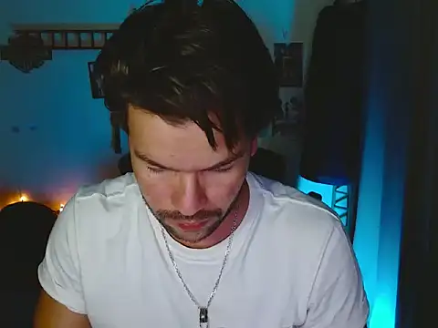 Snapshot of cortelioni_massimo_ chatting on 09.25.25 cortelioni massimo online show from 09.25.25