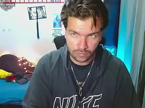 Snapshot of cortelioni_massimo_ chatting on 09.27.25 cortelioni massimo online show from 09.27.25