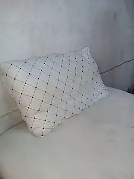 Snapshot of Ghost5943 chatting on 10.04.25 Ghost5943 online show from 10.04.25