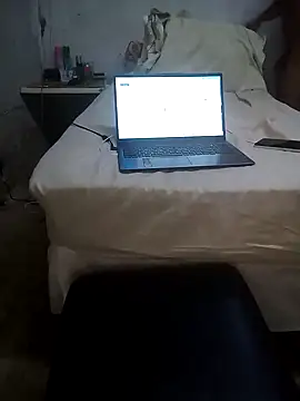 Snapshot of Ghost5943 chatting on 11.02.25 Ghost5943 online show from 11.02.25