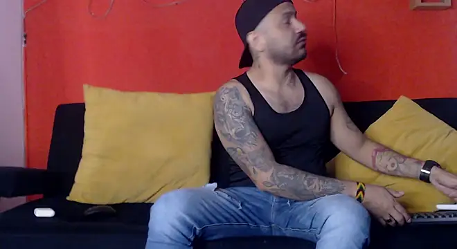 Snapshot of AlphaDrip chatting on 09.26.25 AlphaDrip online show from 09.26.25