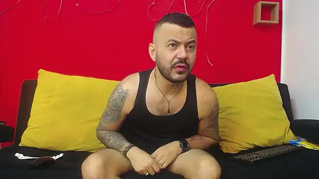 Snapshot of AlphaDrip chatting on 09.27.25 AlphaDrip online show from 09.27.25