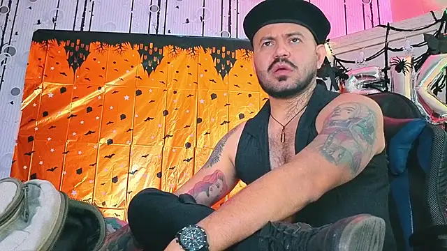 Snapshot of AlphaDrip chatting on 10.24.25 AlphaDrip online show from 10.24.25