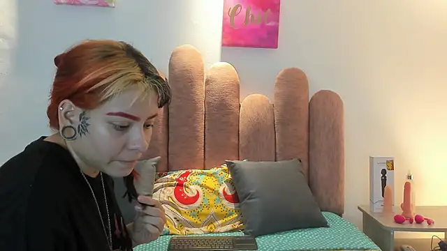 Lily666  online show from 10.01.25