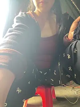 Huong-Ly online show from 09.26.25