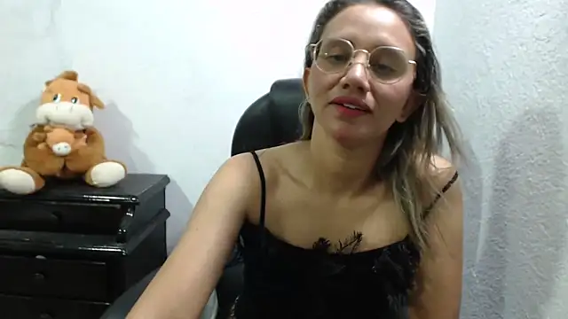 StarletTays online show from 03.17.26