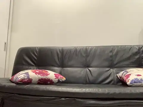 Snapshot of AnnaCR666 chatting on 10.18.25 AnnaCR666 online show from 10.18.25