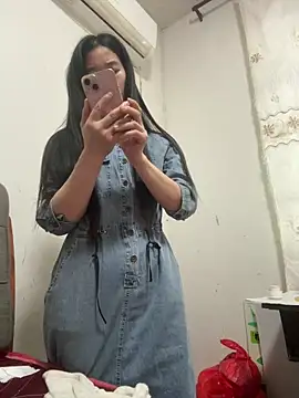 crhong666 online show from 04.11.26