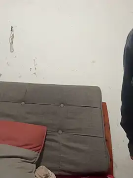 crhong666 online show from 04.17.26