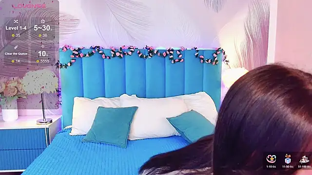 kimberlyy77 online show from 10.17.25