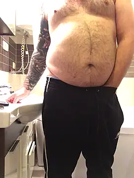 Snapshot of JeffryBoy36 chatting on 10.27.25 JeffryBoy36 online show from 10.27.25