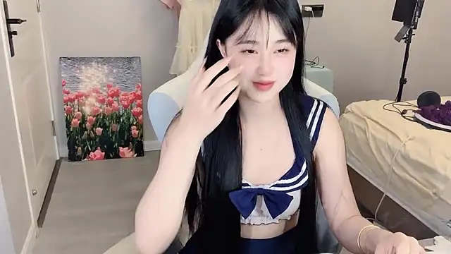 Snapshot of Sheepoooooooo chatting on 10.07.25 Sheepoooooooo online show from 10.07.25