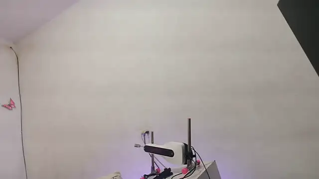 yhazan blake88 online show from 10.21.25