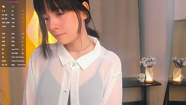 Honeey Beee online show from 09.21.25