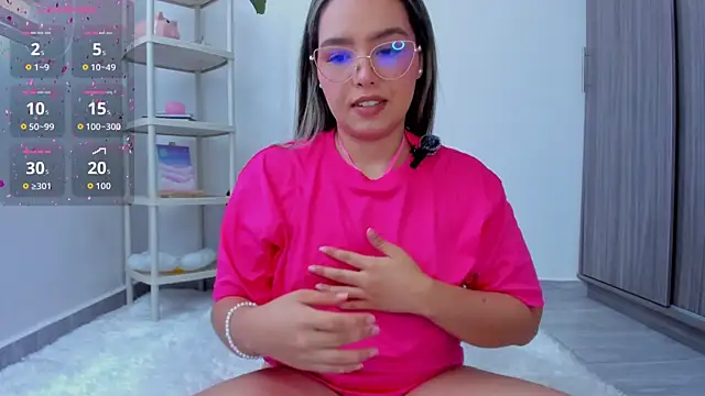 Alana Banana  online show from 09.25.25