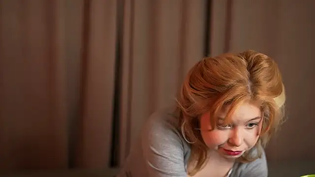 Stella Vanila online show from 09.30.25