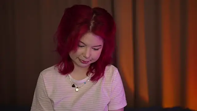 Stella Vanila online show from 11.14.25