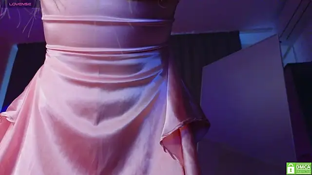 KittenFang online show from 04.11.26