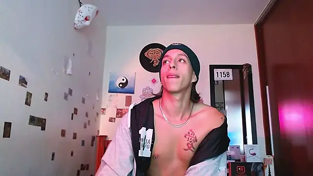 DannyPhantom555 online show from 12.20.25