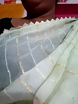 Aruhi hot online show from 09.28.25