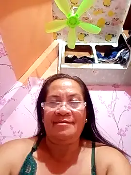 Snapshot of vickyhot1966 chatting on 09.09.25 vickyhot1966 online show from 09.09.25