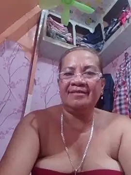 Snapshot of vickyhot1966 chatting on 02.08.26 vickyhot1966 online show from 02.08.26