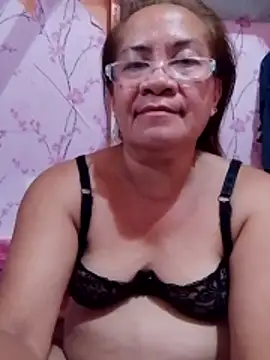 Snapshot of vickyhot1966 chatting on 02.20.26 vickyhot1966 online show from 02.20.26