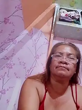 Snapshot of vickyhot1966 chatting on 03.03.26 vickyhot1966 online show from 03.03.26