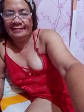 Snapshot of vickyhot1966 chatting on 03.04.26 vickyhot1966 online show from 03.04.26