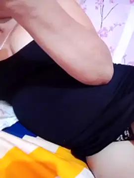 Snapshot of vickyhot1966 chatting on 03.15.26 vickyhot1966 online show from 03.15.26