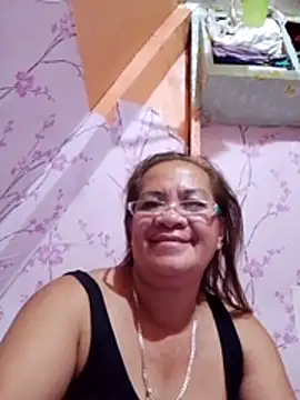 Snapshot of vickyhot1966 chatting on 03.15.26 vickyhot1966 online show from 03.15.26