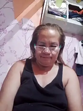 Snapshot of vickyhot1966 chatting on 03.17.26 vickyhot1966 online show from 03.17.26